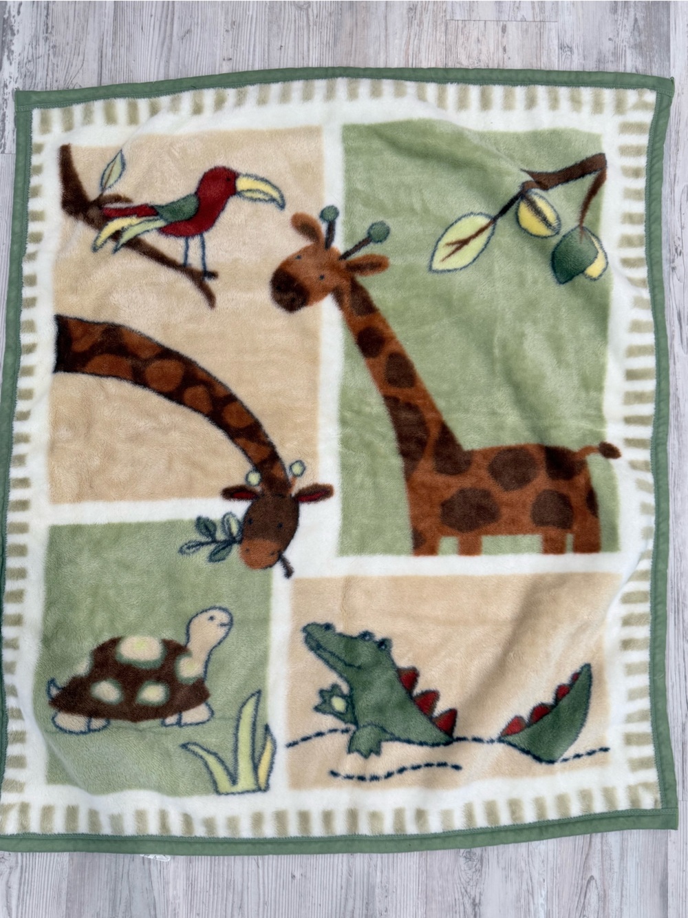 Plush Giraffe & Jungle Animals Baby Blanket in Green and Tan